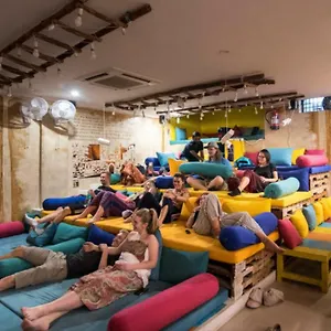 Gostops - & Dorms Ostello