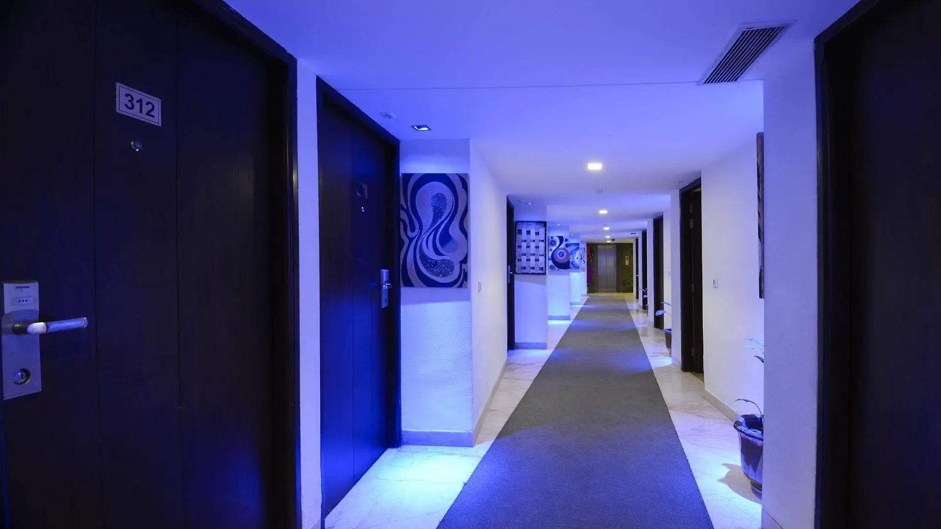 Hotel Taj Resorts Agra